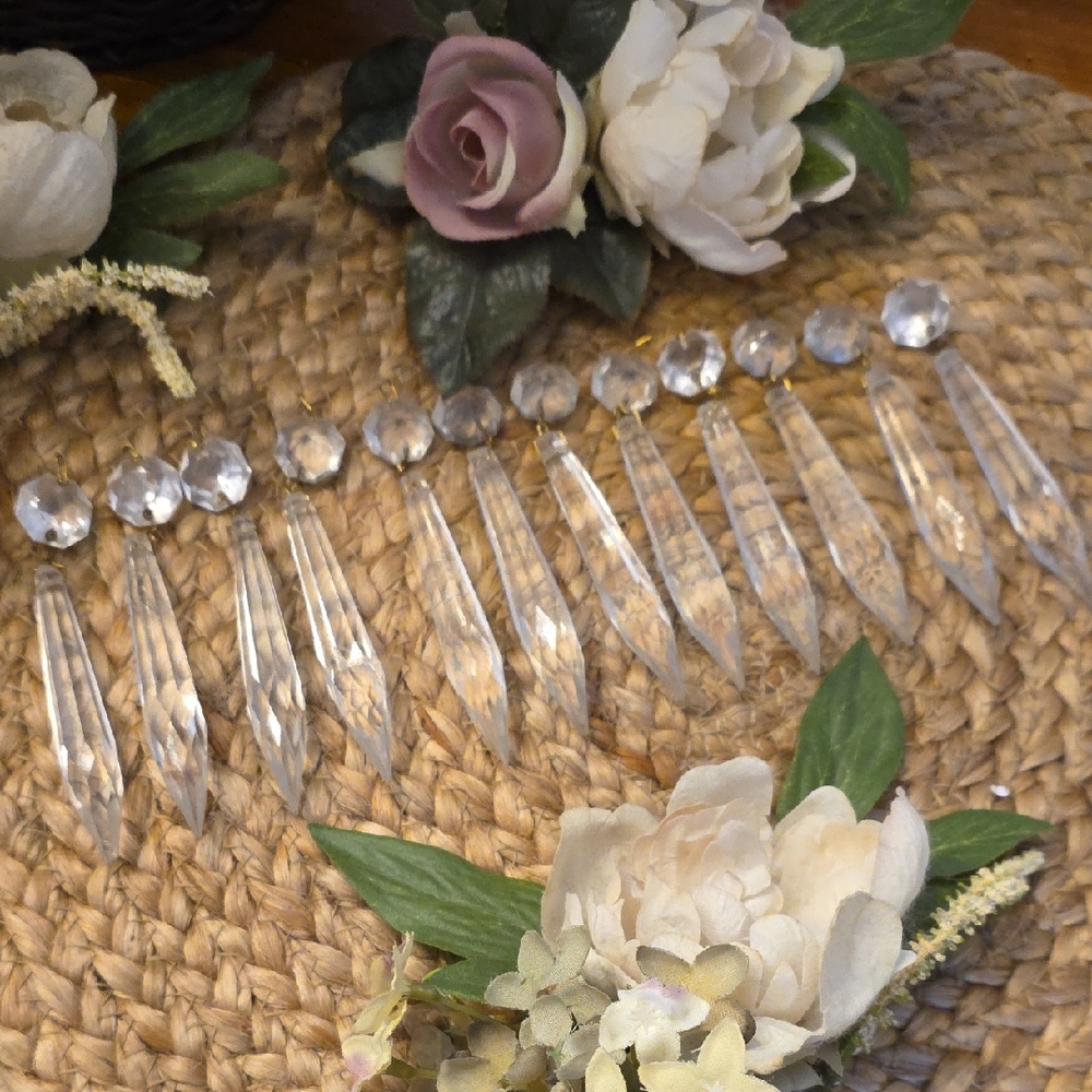 Set Of Twelve (12) Vintage Glass Crystal Spear Prisms